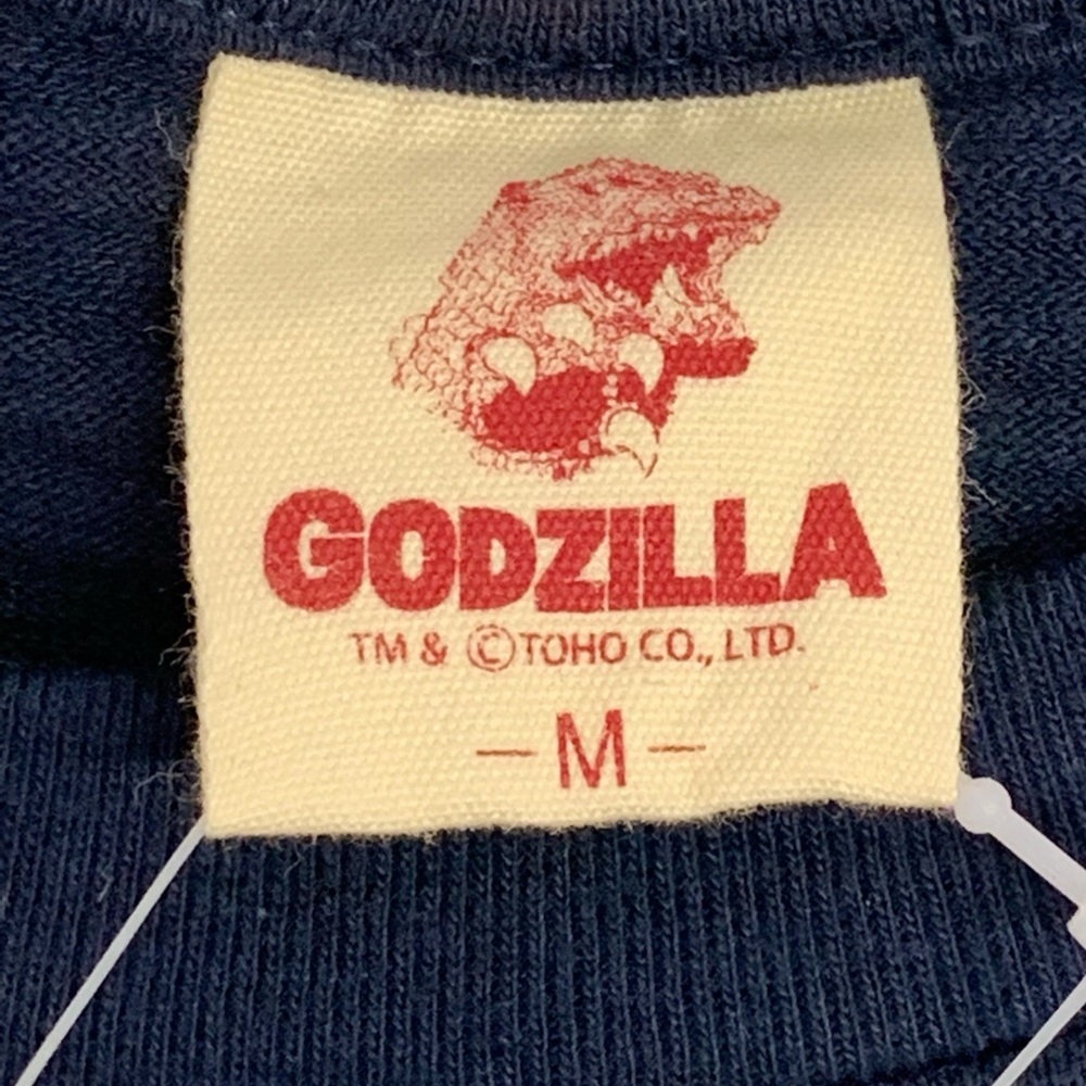 2017 NWT Godzilla Tsunami Toho T-shirt Size M - Picture 7 of 10